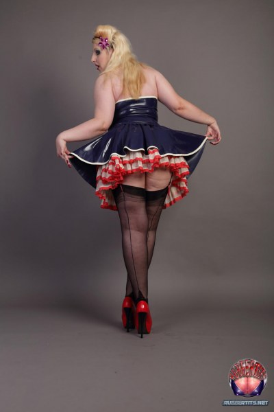 American Pinup 13