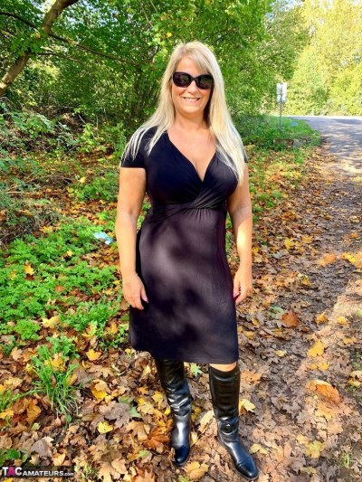 Autumn Walk In Leather Boots 1