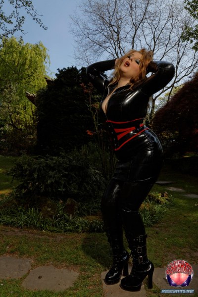 Busty Latex Babe Poses Outdoors 12