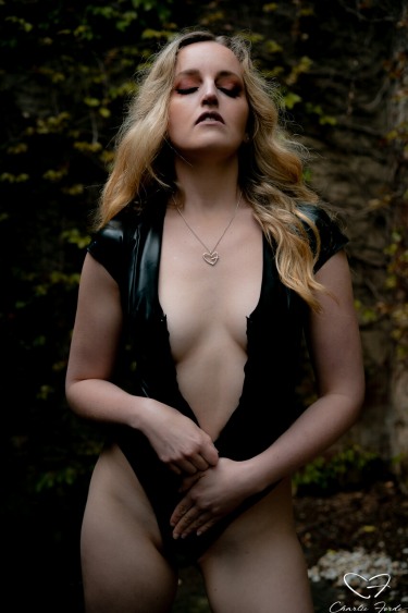 Charlie Forde In Latex And Boots 3