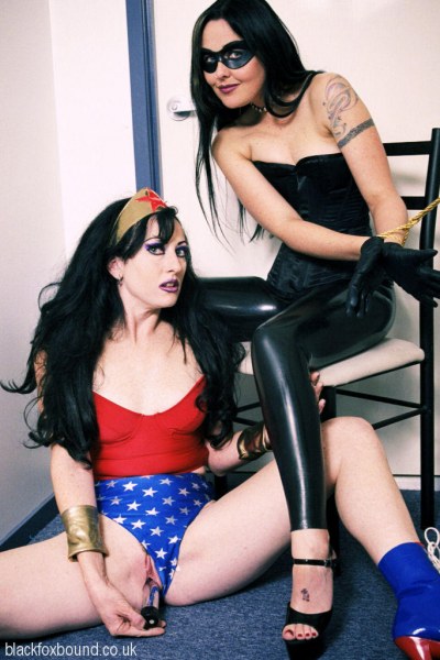 Cosplay Lesbians Saphire And Natasha 9