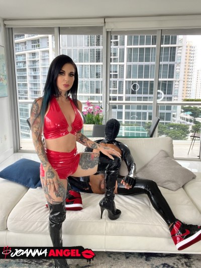 Dominatrix Joanna Angel Pegs Her Sub In The Ass 7