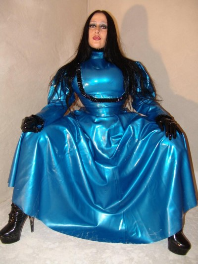 Fetish Lady Angelina In Blue Rubber 1