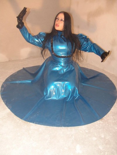 Fetish Lady Angelina In Blue Rubber 5