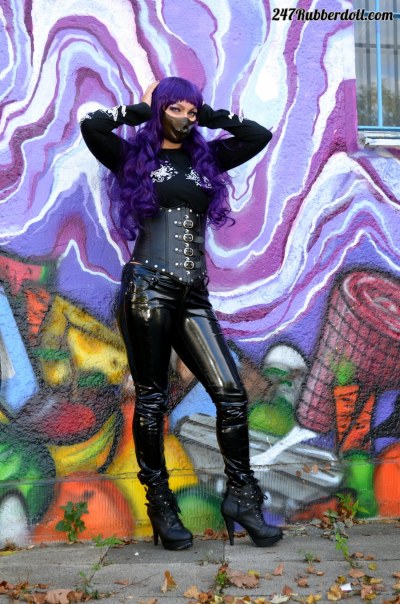 Gothic Girl With Pvc Pants 11