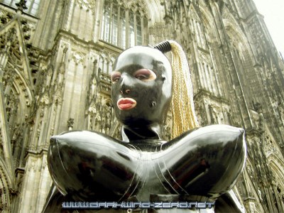 In Front Of Cologne Cathedral In Black Latex 1