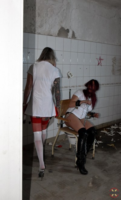 Nurse Roxxxi And Her Unruly Patient 9