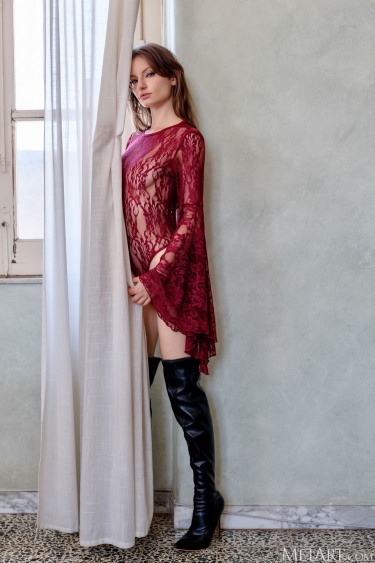 Presenting Laura Loren 1