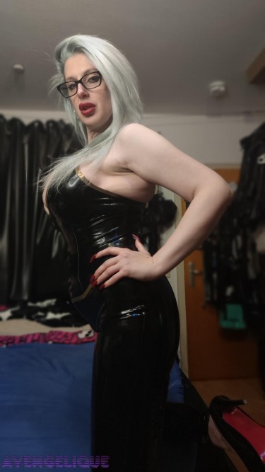 Selfie Time Keyhole 11