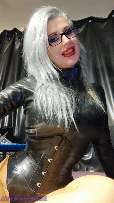 Selfie Time Miss Mistress 7